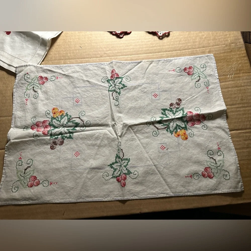 Fruit Themed Mismatched Linens